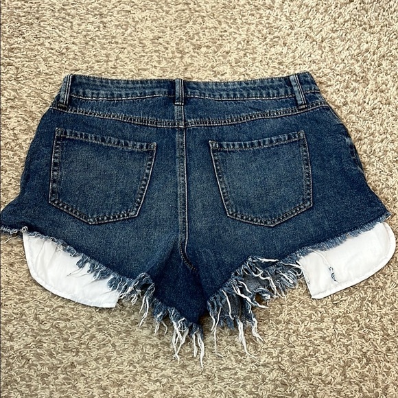 Sincerely Jules Distressed Denim Frayed Hem Shorts - Size 11 / 30 - Picture 6 of 9